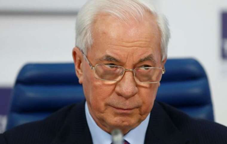 Зрадник Азаров розповів пропагандистам нісенітницю про бандерівців, які вбили Ярослава Гашека