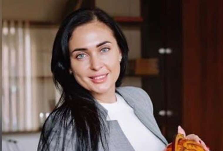 Грошові “подарунки” більші за зарплату: начальниця Держгеокадастру Закарпаття задекларувала 810 тисяч гривень від родичів