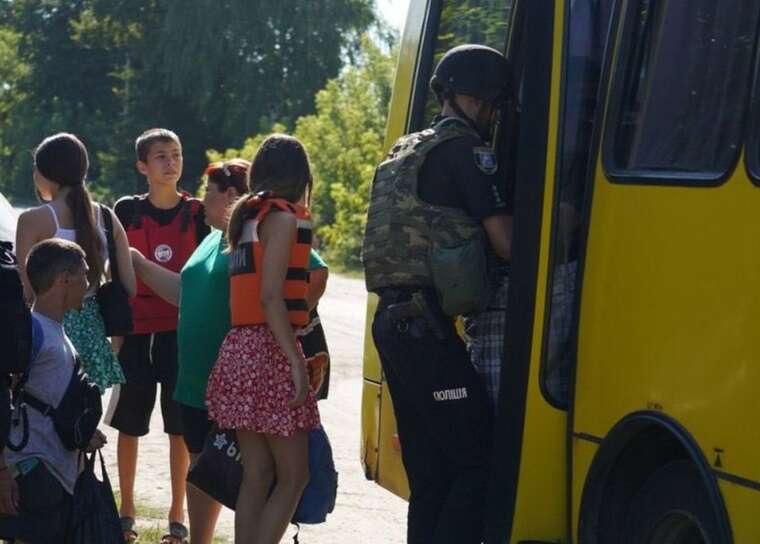 На Сумщині жителі прикордонної зони відмовляються евакуюватися через страх перед військкоматом — ЗМІ