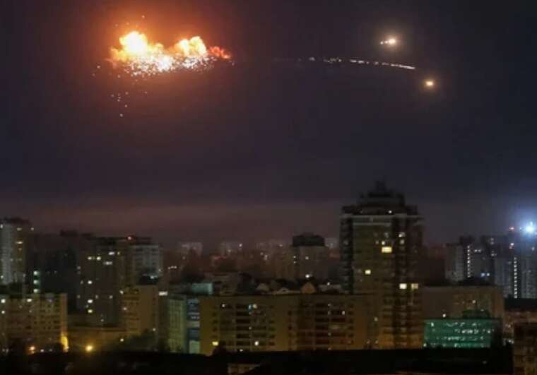 Kyiv under attack: air defence in operation, residents urged to stay in shelters