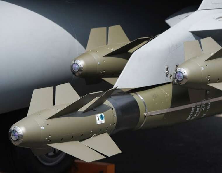 The Armed Forces struck a Russian ammunition depot with an AASM Hammer bomb