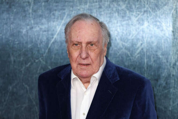 Помер Фредерік Форсайт — автор «Дня Шакала» і легенда британського трилера