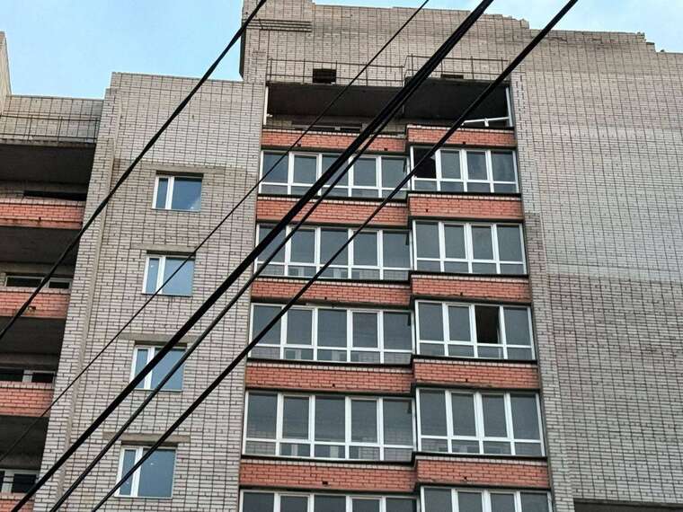 У Нікопольському районі внаслідок російських атак постраждали двоє чоловіків