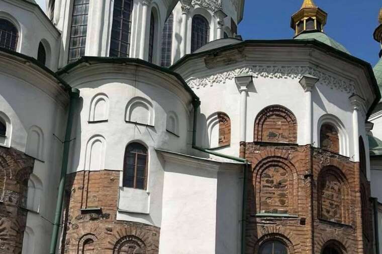 РФ пошкодила Софійський собор у Києві