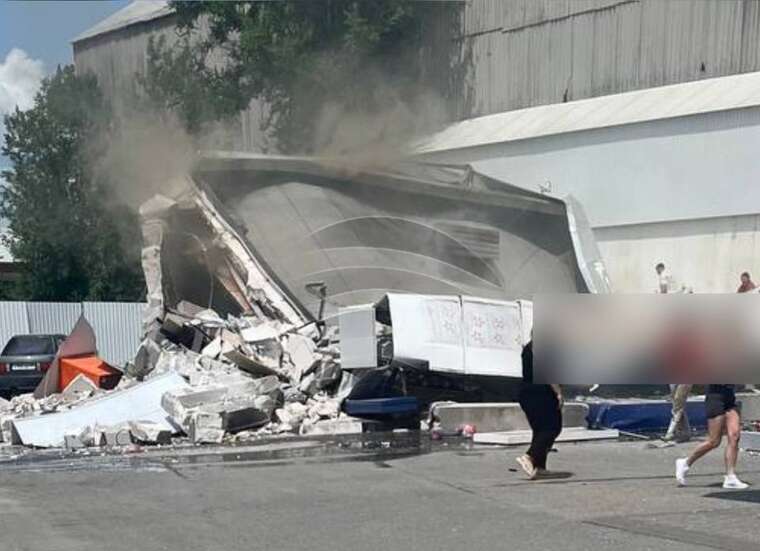 У російському Бєлгороді збитий дрон упав на АЗС: є загиблий і постраждалі