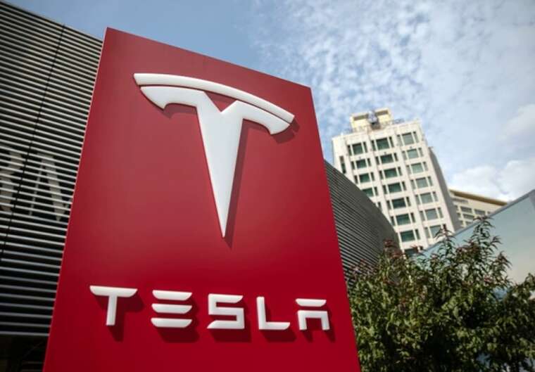 Ціна акцій Tesla зростає вже четвертий день поспіль