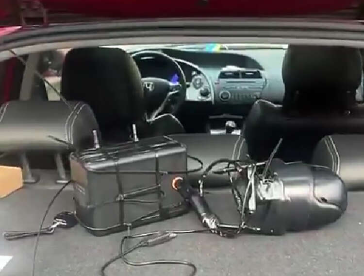 In Kyiv, is an occupation of the October Palace being prepared? A "spy" car was discovered near the building