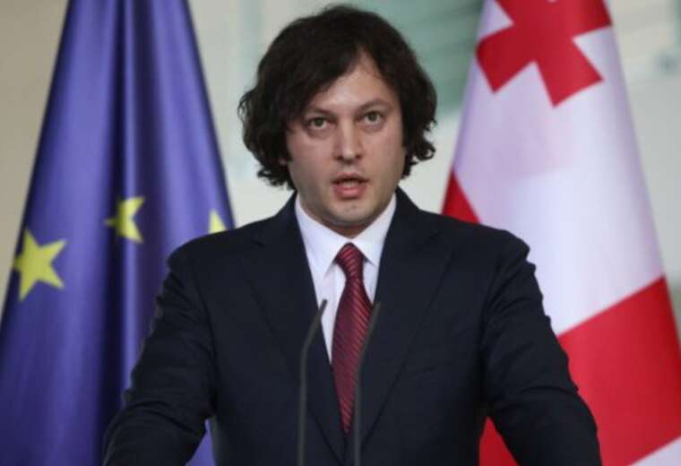 Прем’єр Грузії звинуватив Туска у шантажі після заяви про обмеження безвізу