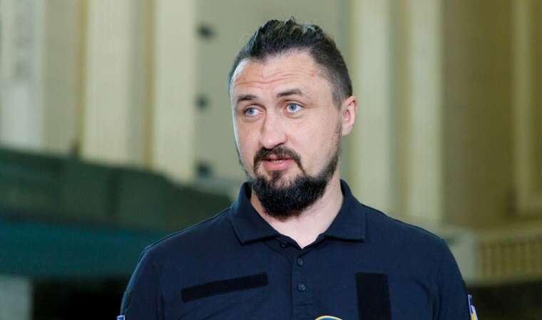 Kamyshin stated that Ukraine is considering an alternative for replacing critical types of weaponry from the USA