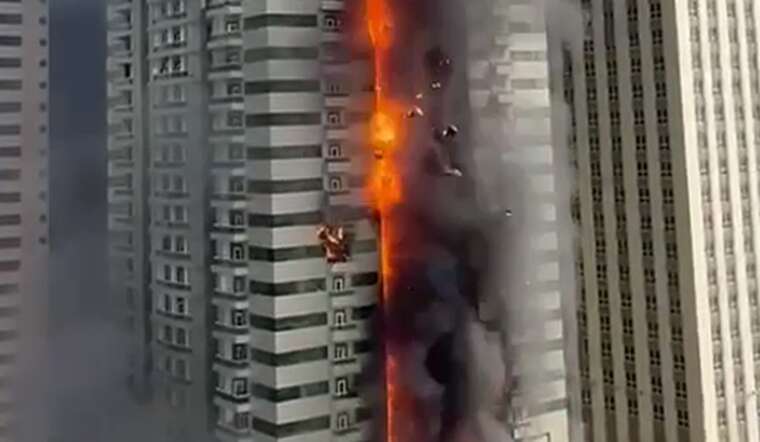 У Дубаї в багатоповерховому житловому будинку сталася пожежа