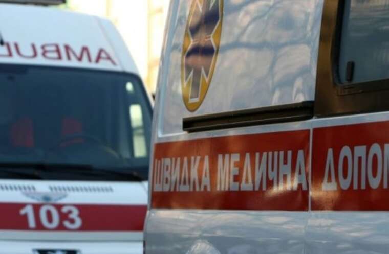 У передмісті Херсона внаслідок ворожих обстрілів було поранено сімох цивільних