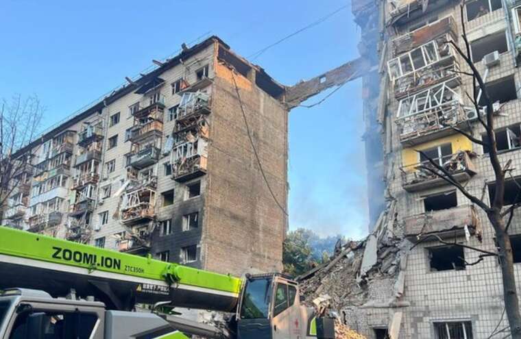 In Kyiv, after the missile strike, there are already 114 injured: debris removal continues