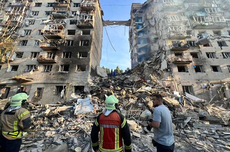 The boy from the destroyed 9-story building in Kyiv is still being searched for