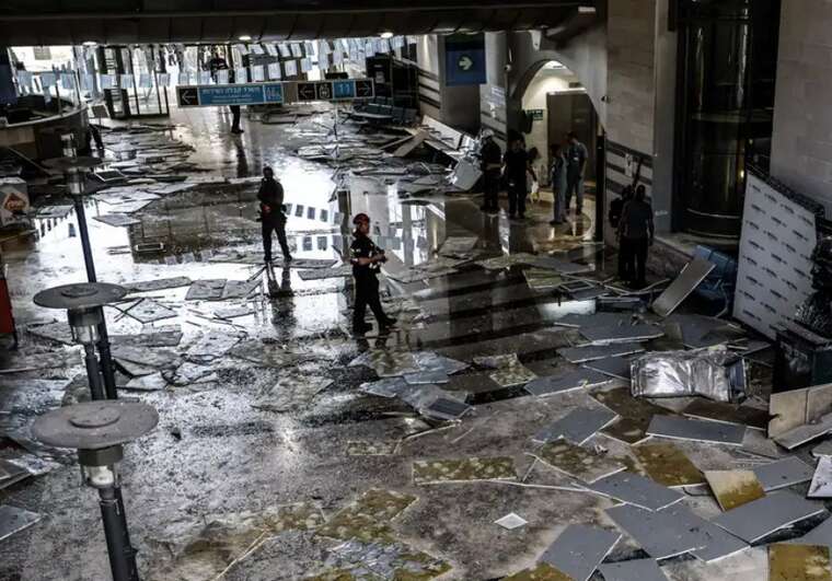 Израиль пригрозил лидеру Ирана Хаменеи "прекращением существования" после удара по больнице