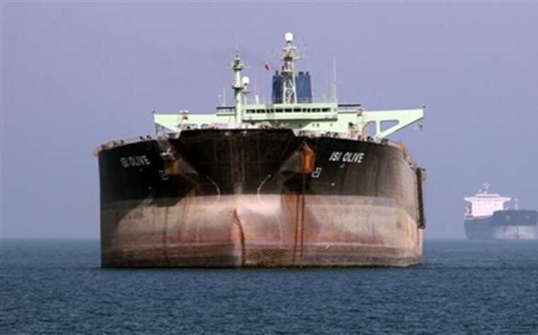 Іран масово глушить GPS у Ормузькій протоці