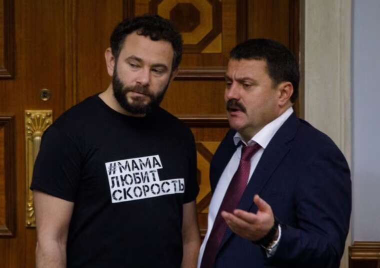 Zelenskyy introduced sanctions against MP Dmytruk, former MP Onyshchenko, and producer Ryashyn