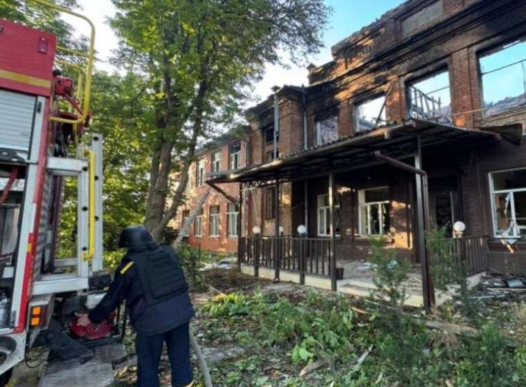 Окупанти вдарили по Слов’янську: є загиблий та постраждалі