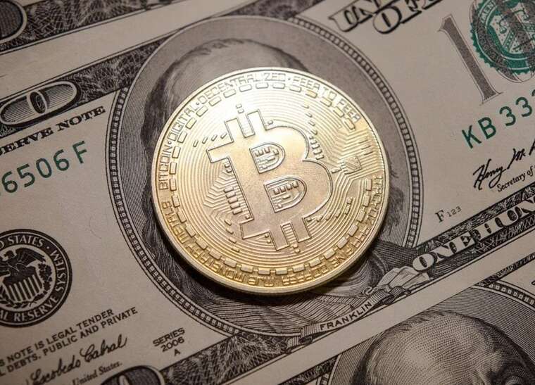 Криптовалюти різко просіли в ціні після ударів США по Ірану, — CoinMarketCap