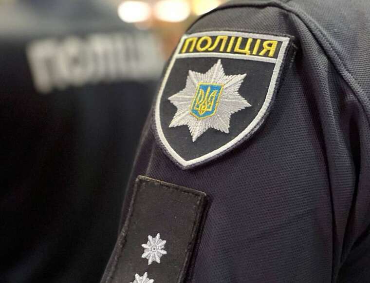 In Odesa, representatives of the military commissariat and the police blocked a man with an infant in a car