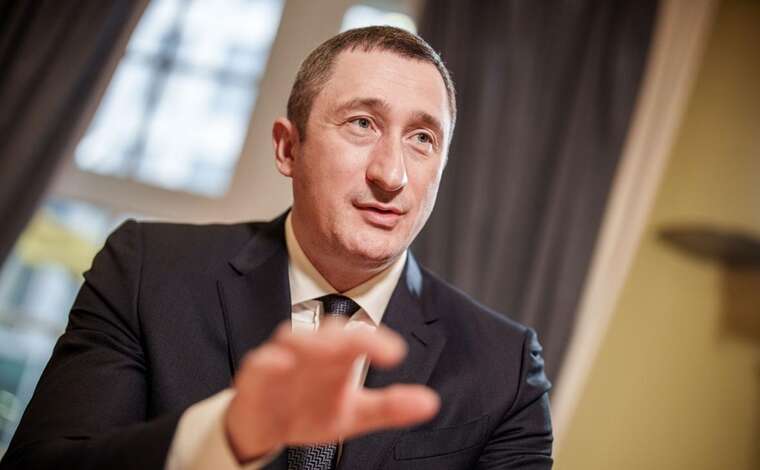 Чернишов просить перенести розгляд запобіжного заходу у ВАКС через засідання Кабміну