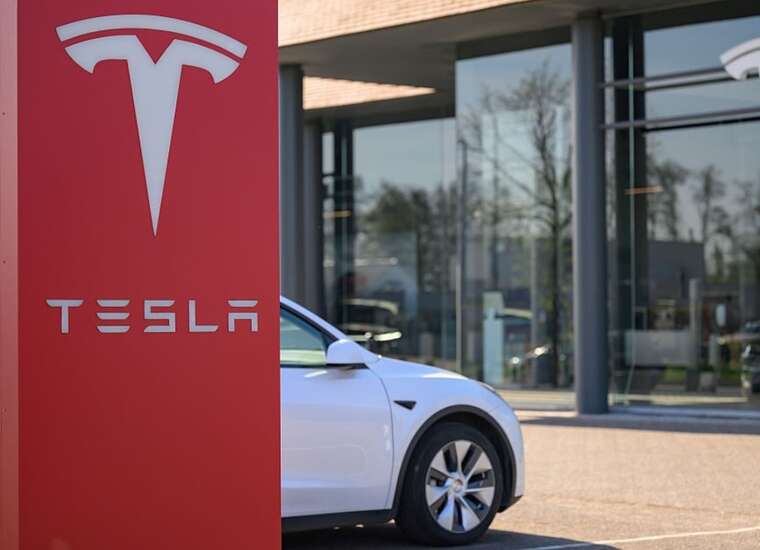 В Європі продажі автомобілів Tesla знижуються вже п’ять місяців поспіль