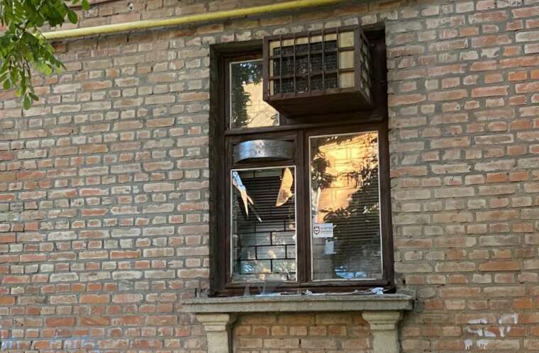 Окупанти атакували Дніпропетровщину: поранено четверо людей, пошкоджено цивільну інфраструктуру