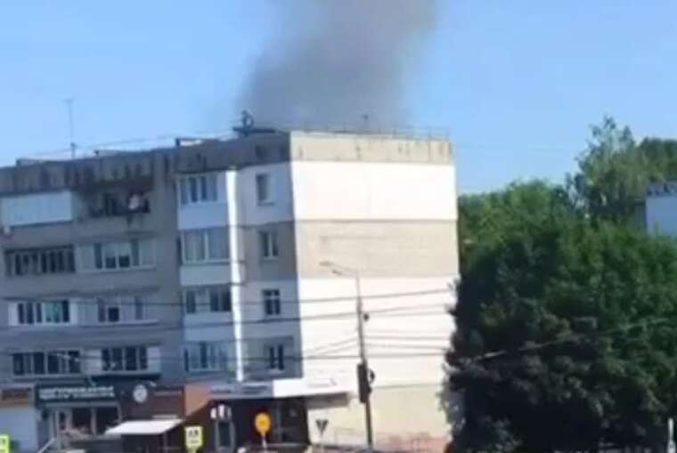 ГУР «привітало» військові об’єкти Брянська з Днем Конституції: вибухи прогриміли на арсеналі ГРАУ