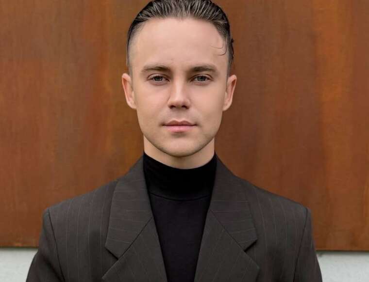 Артем Пивоваров став Заслуженим артистом України