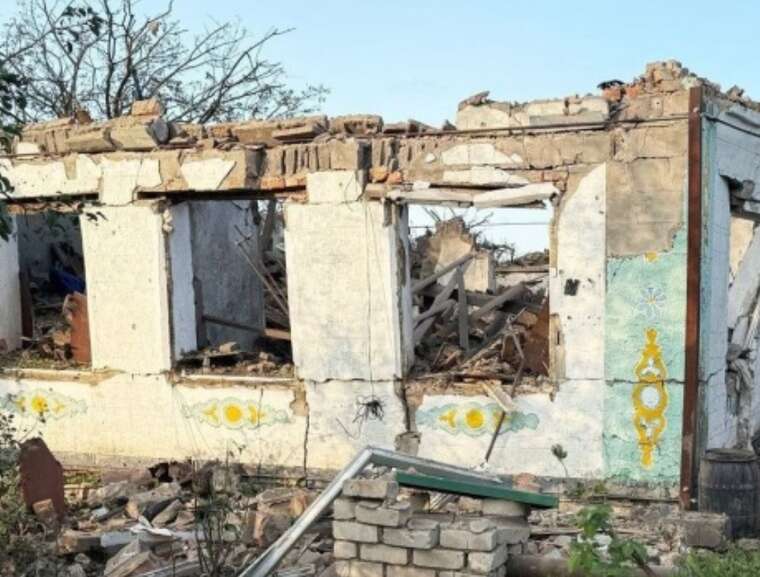 Россияне в течение суток совершили 375 обстрелов Запорожской области: погибла женщина