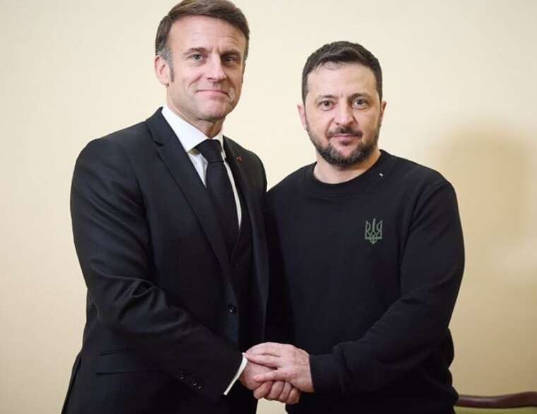 Macron spoke with Zelenskyy after talking to Putin — Media