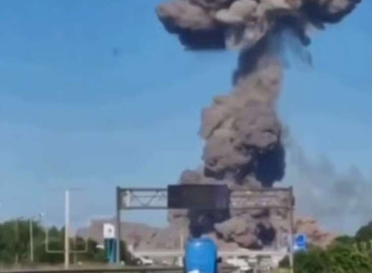 Explosion at a gas station in Zhytomyr: traffic on the Kyiv  Chop highway is blocked