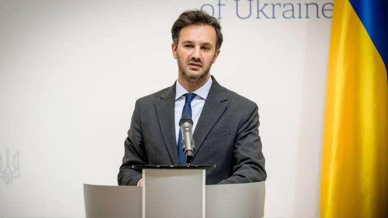 Безглуздо, нудно й непереконливо: в МЗС прокоментували нову пропаганду Орбана в Угорщині