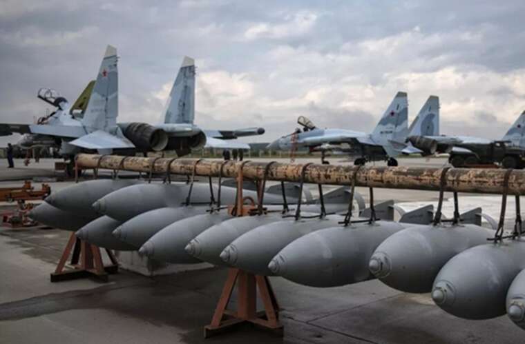 Окупанти змогли "дотягнутися" КАБами до Кривого Рогу: пролетіла понад 100 км