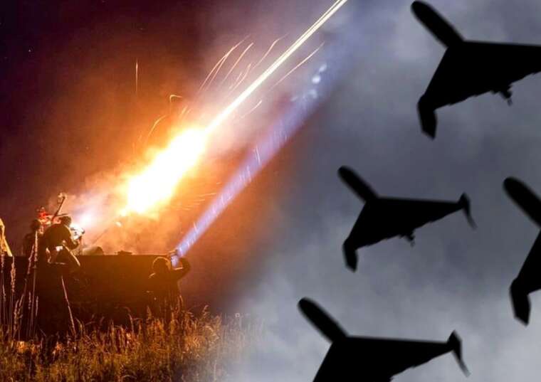 Вибухи у Києві: місто атакували дрони-камікадзе "Шахед", працює ППО