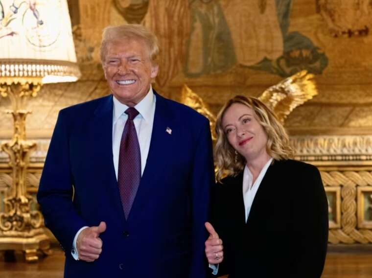 Мелоні: США не припинили постачання зброї Україні, а лише переглянули їхні умови