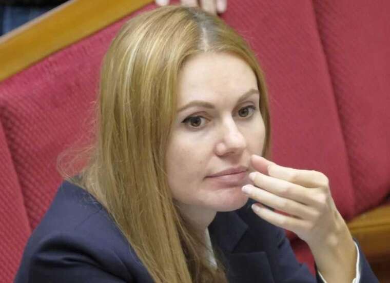 Нардепка Анна Скороход заявила про схеми привласнення «бойових» виплат в українській армії