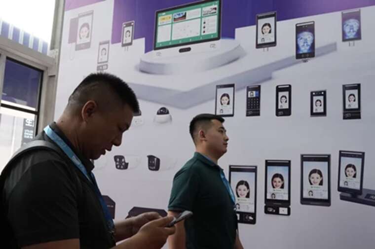 Китай запроваджує цифрові посвідчення особи для доступу в інтернет: новий етап державного контролю