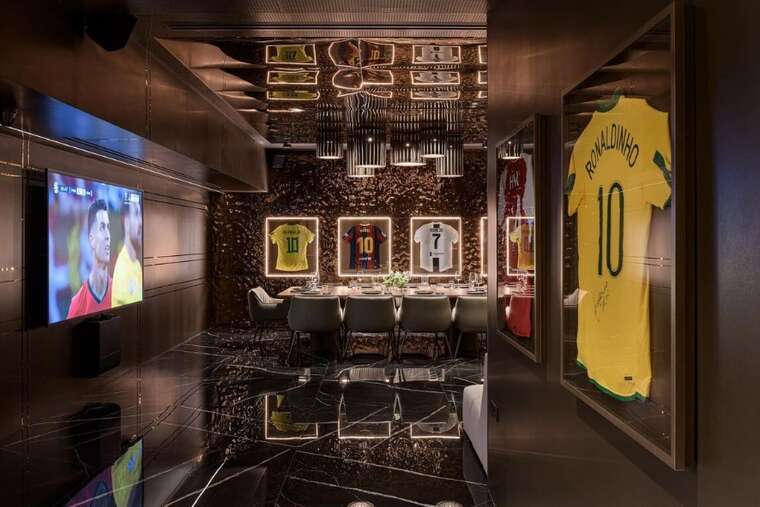 Ресторан INCH Олександра Зінченка призупинив роботу в Києві через рік після відкриття