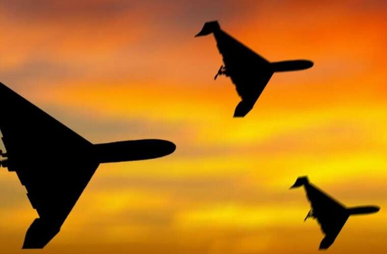 Атака дронів РФ на Київ: пошкоджено тепломагістраль, сотні будівель без гарячої води