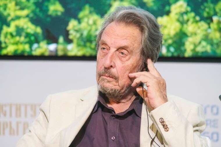 Батько Ілона Маска пропонує йому поїхати в окупований Донецьк