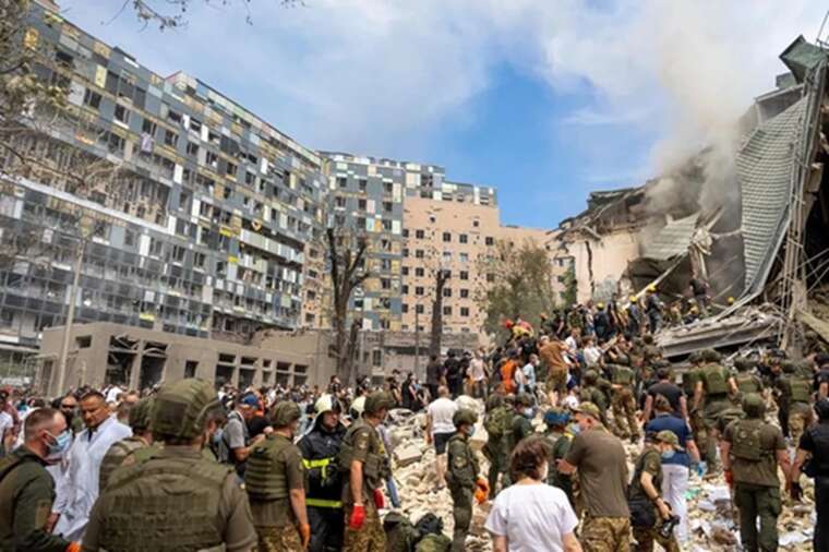 "Putin is bombing a childrens hospital": a year ago, Russia shelled "Okhmatdyt"