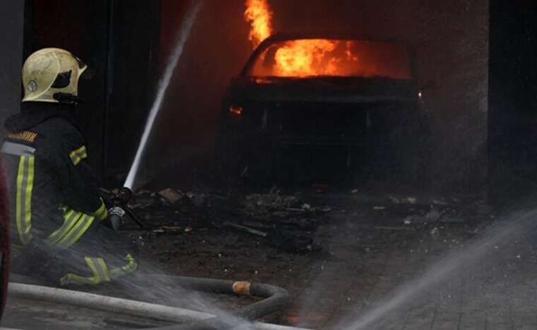 У ДСНС показали наслідки ворожої атаки на Луцьк: пожежу на підприємстві вже ліквідували