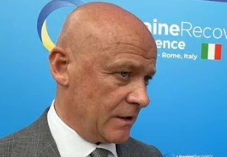 Труханов на конференції в Римі засвітив взуття майже за 79 000 гривень