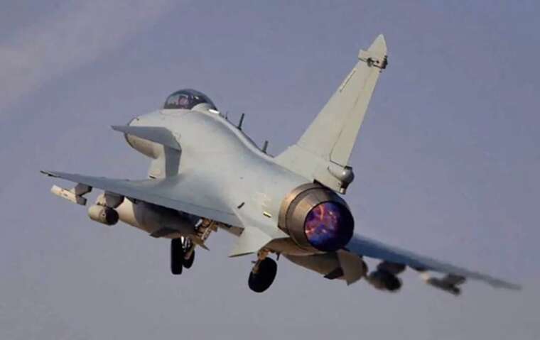 Двічі за тиждень: Китайські винищувачі переслідували японські літаки