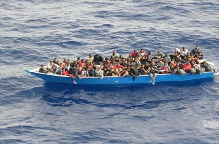 Парламент Греції призупинив надання притулку мігрантам із Північної Африки