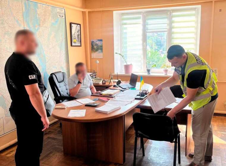 Official of "Kyivpastrans" spent over a million on "golden" rails