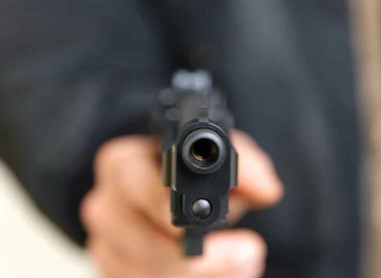 В Івано-Франківську затримали чоловіка та спільника за замовлення вбивства дружини за 2000 доларів