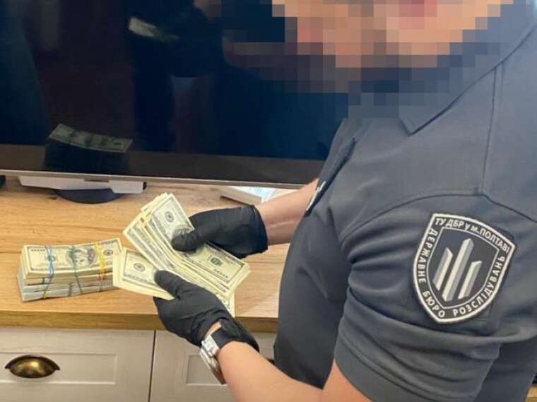 ДБР виявило службовця ВЛК та медичну сестру, які фальсифікували документи для ухилянтів