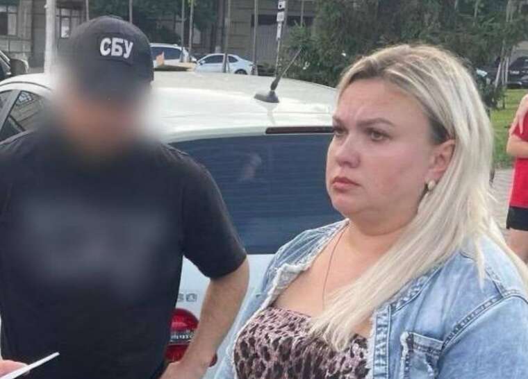 На хабарі впіймали посадовицю КМДА та директора «Бессарабки»
