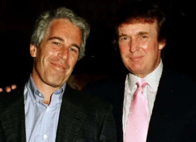 Дональд Трамп назвал «поздравительное письмо» Эпштейну фейком и обвинил WSJ в мошенничестве